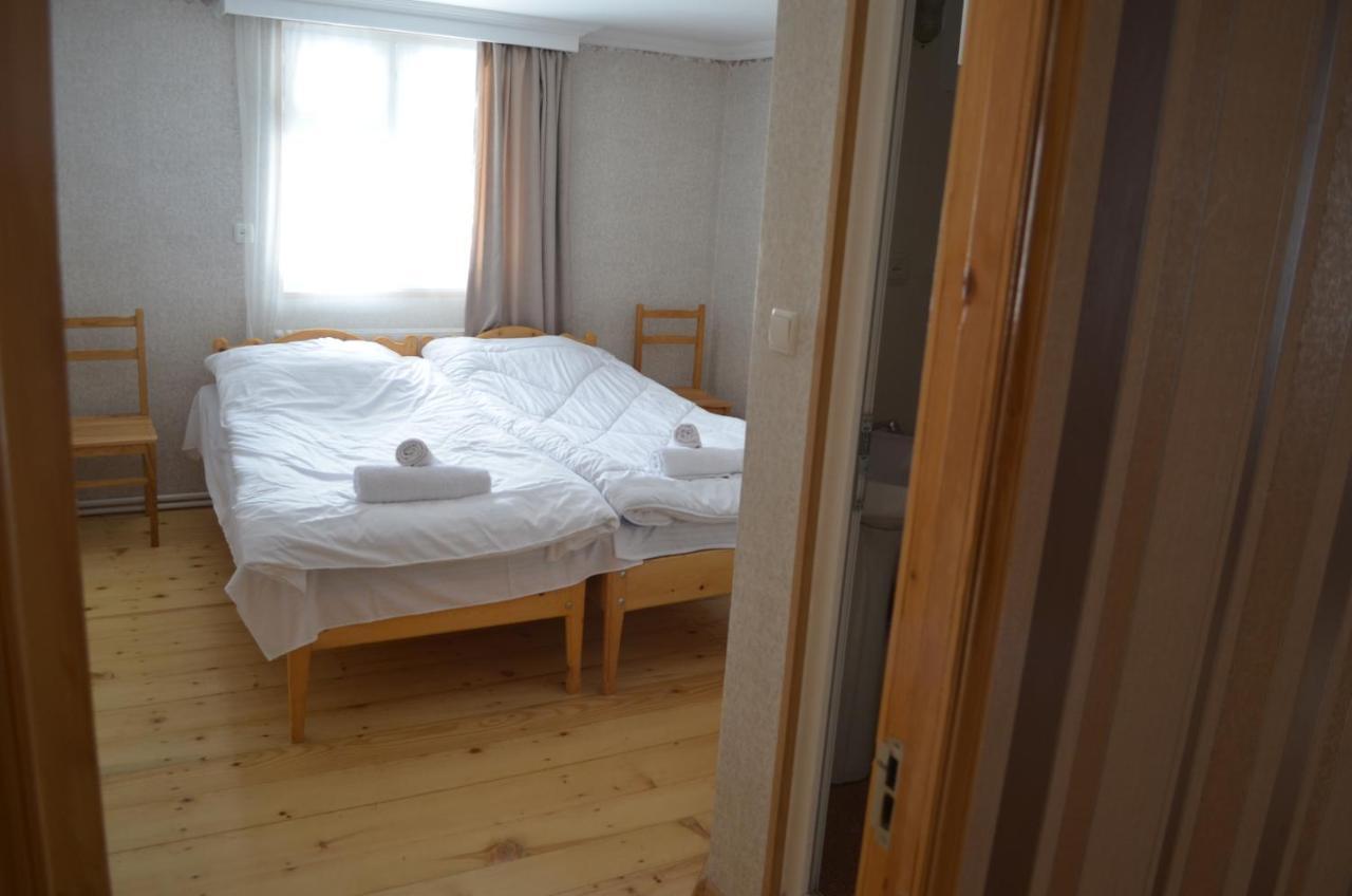Guesthouse Qarim Mestia Eksteriør billede