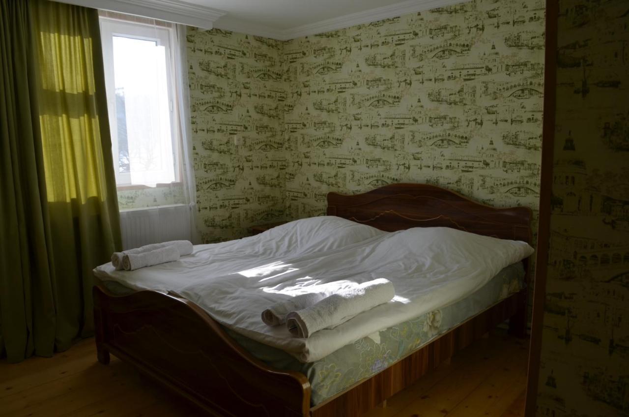 Guesthouse Qarim Mestia Eksteriør billede